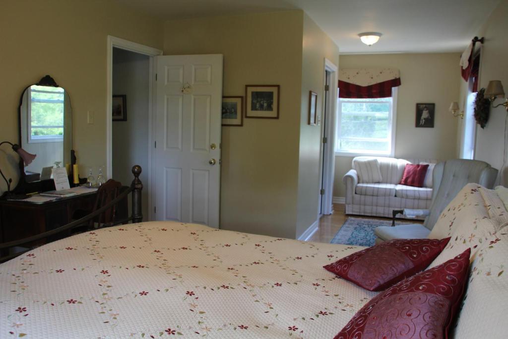 Tulips And Thistle B&B Truro Bilik gambar